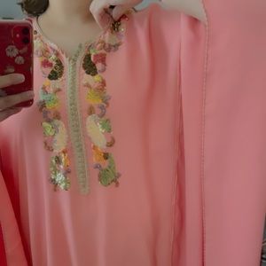 Moroccan handmade gendoura